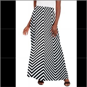 Triangle striped skirt